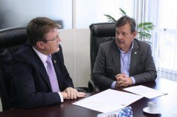 Read more about the article Transporte escolar: FECAM encaminha ao Estado proposta para aumento real nos valores repassados aos municípios