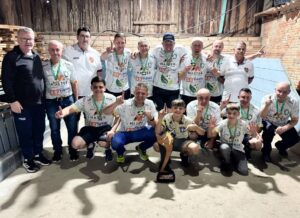 Read more about the article Trapalhões de Novo Guaporé é o Campeão da Série “A” do 11º Campeonato Municipal de Bocha Rafa