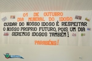Read more about the article Prefeitura Realiza Almoço em Comemoração ao Dia do Idoso