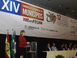 Read more about the article Inicia XIV Congresso Catarinense de Municípios