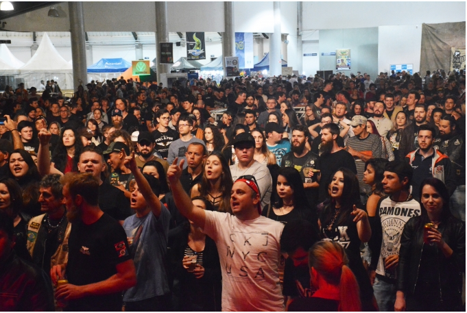 You are currently viewing Centro de Eventos ficou lotado no 5º São Lourenço Rock Festival