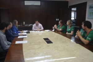 Read more about the article Programa Comunidade Forte do governo municipal entrega mais R$ 119 mil