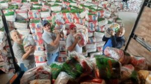 Read more about the article Mais de 900 famílias serão contempladas com cestas de alimentos em São Lourenço do Oeste