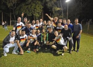 Read more about the article Campeonato Municipal de Futebol Suíço conhece os campeões da Série A, Série B e Veteranos