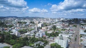 Read more about the article Governo municipal abre primeiro concurso “Livro da História de São Lourenço do Oeste”