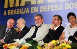 Read more about the article Fundo de apoio e comitê federativo no discurso de Lula na XIII Marcha a Brasília em Defesa dos Municípios