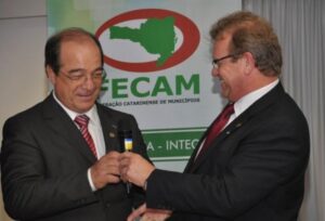 Read more about the article FECAM empossa os novos Conselhos Executivo e Fiscal