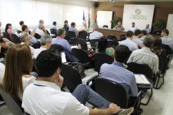 Read more about the article FECAM e Associações de Municípios debatem pauta de reivindicações dos municípios