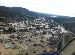 Read more about the article Usuários atingidos pelas chuvas de junho dos municípios regulados e fiscalizados pela ARIS poderão receber desconto na fatura de água