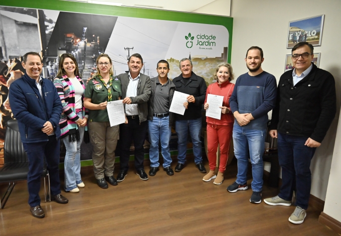 Read more about the article Governo municipal contempla três entidades com recursos do FIA